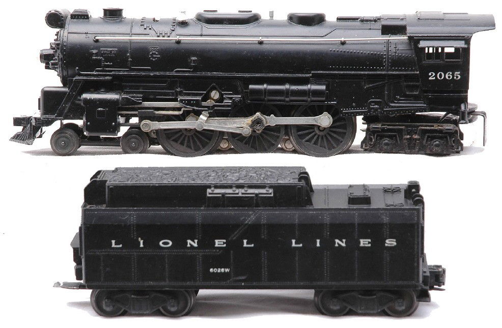 Lionel Postwar 2065 Steam Loco 6026W Tender: Lionel postwar 2065 black 4-6-4 steam loco and a 6026W tender, C7.
