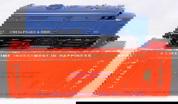 Lionel 225 Chesapeake and Ohio Alco in OB: Lionel 225 Chesapeake and Ohio Alco unit, unbroken pilot, C8. Tougher OB is C7 with some wear on the outer sleeve.