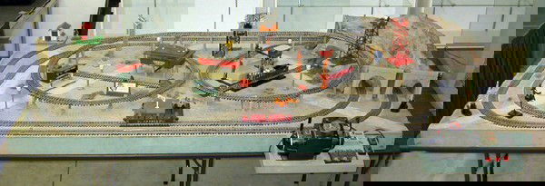 lionel dealer display layouts