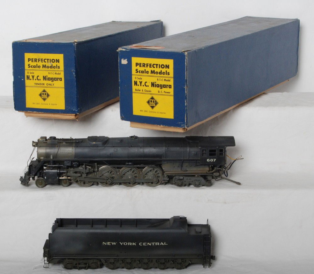 Max Gray NYC Niagara R-T-C model O scale 2 rail: Perfection Scale Models, Max Gray O scale brass 2 rail New York Central Niagra steam locomotive and tender in original boxes, C8 area. Boxes show light wear.