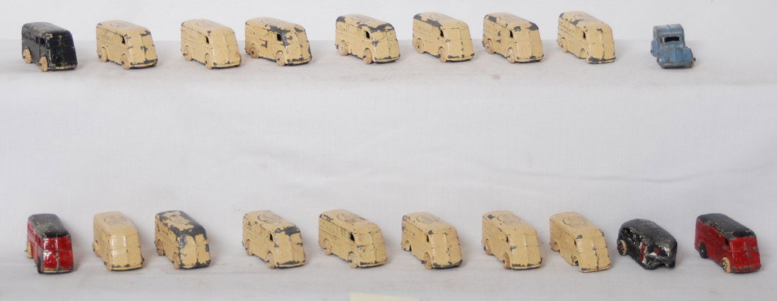 The White Horse vans, Special Delivery, Tootsieto: Fourteen unmarked slush cast lead/white metal The White Horse Perfection Bakeries delivery trucks/vans, some are repainted, missing wheels/axles, couple missing tiny amount of casting. Tootsietoy Trai