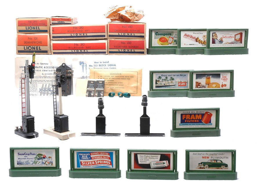Lionel 2-310 2-410 Blinkers 153 253 Signal LN OBs: Lionel postwar accessories; two 310 billboard sets, two 410 billboard blinkers one with original paper wrap and uncoiled wires, 151 semaphore with instruction sheet and 153C contactor in individual OB