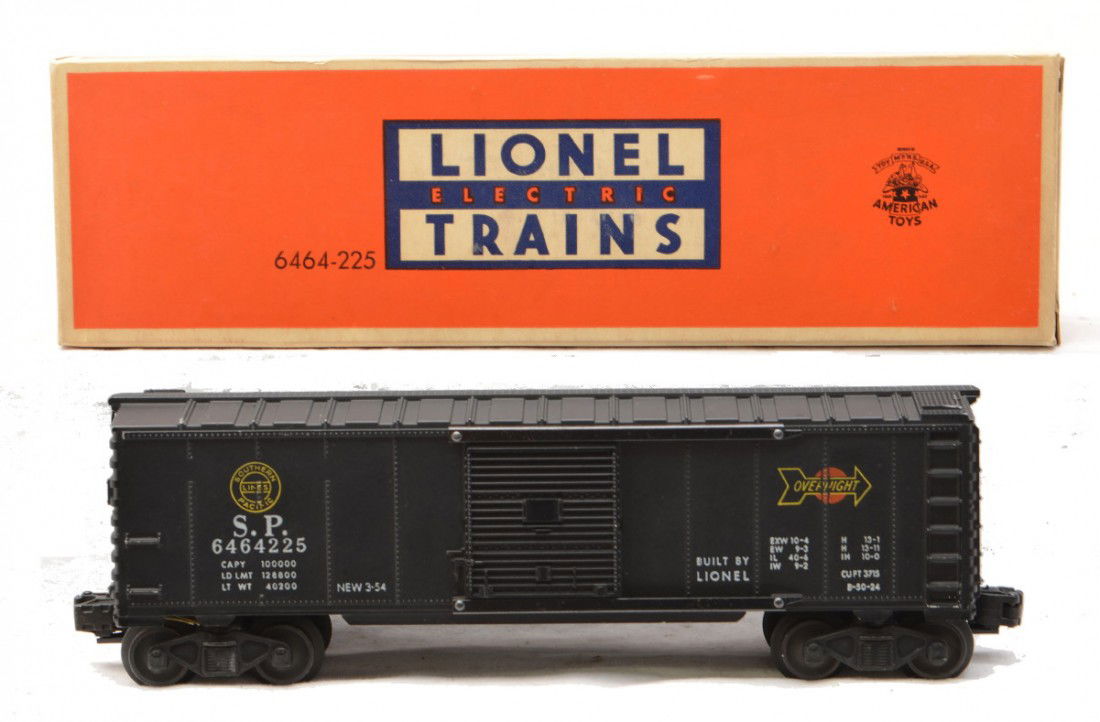 Lionel 6464-225 SP Type I Boxcar OB: Scarce Lionel postwar 6464-225 Southern Pacific type I boxcar in OB. The car does have some box rubs and is C7-8. The OB is clean and has all flaps attached.