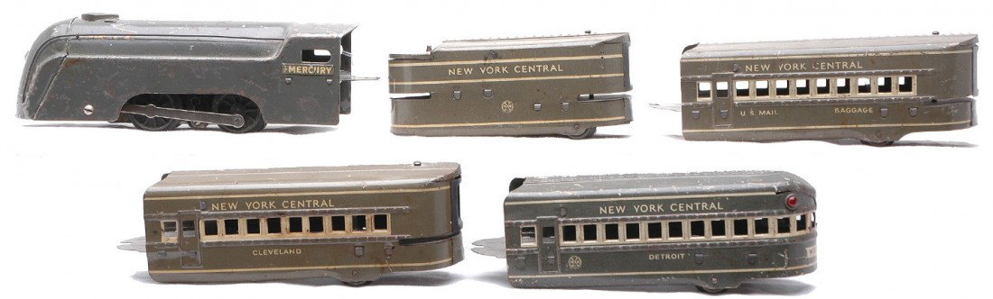 Marx Mercury Gray Articulated Passenger Set: Marx Mercury gray articulated passenger set including: 635 loco 0-4-0, 971 NYC tender, 657 mail baggage, 657 Cleveland coach and 658 Detroit observation. The loco has paint flaking, C5. The observatio