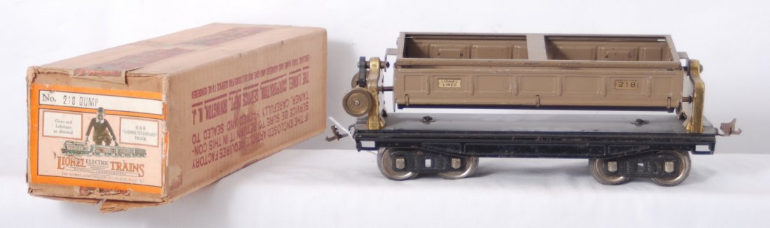 Lionel No. 218 Mojave dump car in original box, S: Prewar Lionel standard gauge No. 218 Mojave dump car in original box. Train is very clean C6. Box is very square and solid with no missing flaps, label or tape.