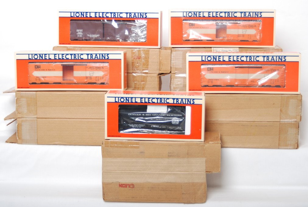 10 LCCA cars 17870, 17880, 17876: Lionel modern O gauge LCCA freight cars in OBs. Ten cars include six 17870 East Camden boxcars, two 17876 Columbia Newberry boxcars, and two 17880 Rio Grande cabooses. Cars are generally C9-10, many s