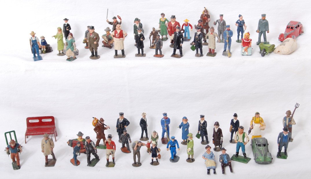Diecast lead figures, J.Hill Co., Barclay, Britain: Diecast lead figures, J.Hill Co., Barclay, Britains, Lincoln Log, others marked and unmarked. Two Tootsietoy vehicles, and more. Please view the photos of the items in this lot, the items are sold as 