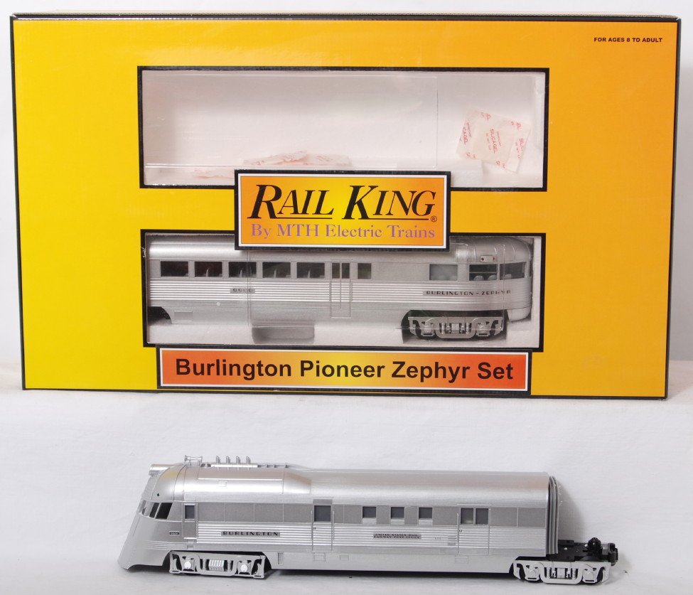 MTH Railking Burlington Pioneer zephyr: MTH Railking modern O Gauge Burlington Pioneer Zephyr in OB. Catalog number is 30-2186-1. Set features Protosound. Set is C8 with run time.