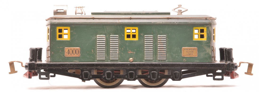 Am Flyer Prewar 4000 Green Electric Loco: American Flyer prewar wide gauge 4000 green 0-4-0 electric loco, C5.