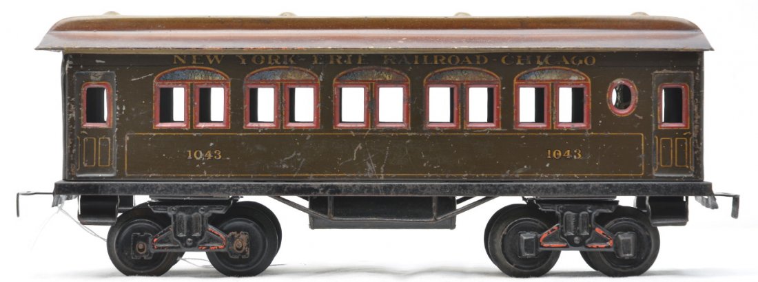 Scarce Bing 1043 Litho Pullman NY-Erie RR-Chicago: Scarce Bing 1 gauge 1043 lithographed Pullman lettered NEW YORK-ERIE RAILROAD-CHICAGO above the windows. Car is C5.