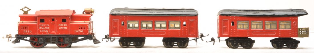 Ives Prewar Red Passenger Set 3250 133 134: Ives prewar O gauge red passenger set including 3250 electric 0-4-0 loco, 133 Pullman and a 134 observation. The loco and cars have been repainted.