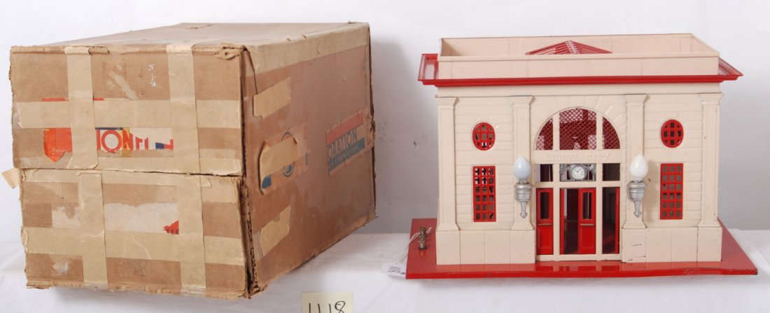 Lionel 115 train station w/automatic control in O: Prewar Lionel O gauge 115 station with automatic train control in original box, C6. Box has older masking tape, very square and solid with no missing flaps, dated 1927.
