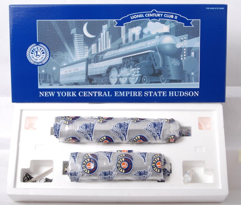 Lionel Century Club NYC Empire State Hudson: Lionel modern O gauge Century Club New York Central Empire State Express Hudson steam locomotive wrapped in OB. Catalog number is 38000. Loco features TMCC, Rail sounds, smoke Electrocoupler and much 