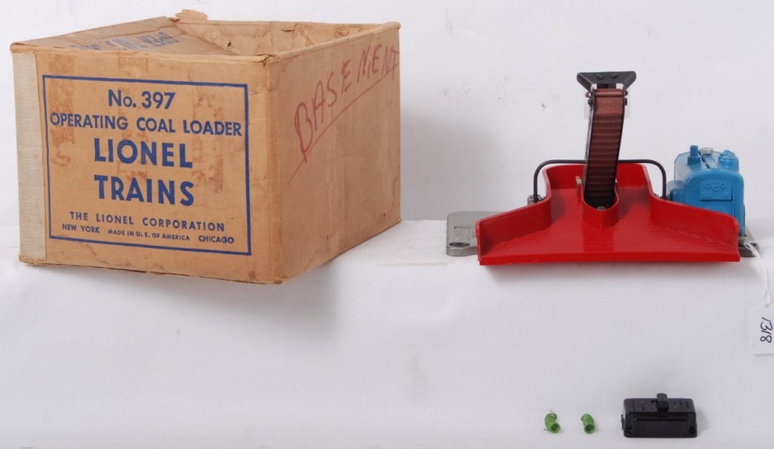 Lionel 397 operating coal loader in OB w/364C: Postwar Lionel O gauge 397 operating coal loader in original box with 364C controller, C6. Box is C7.