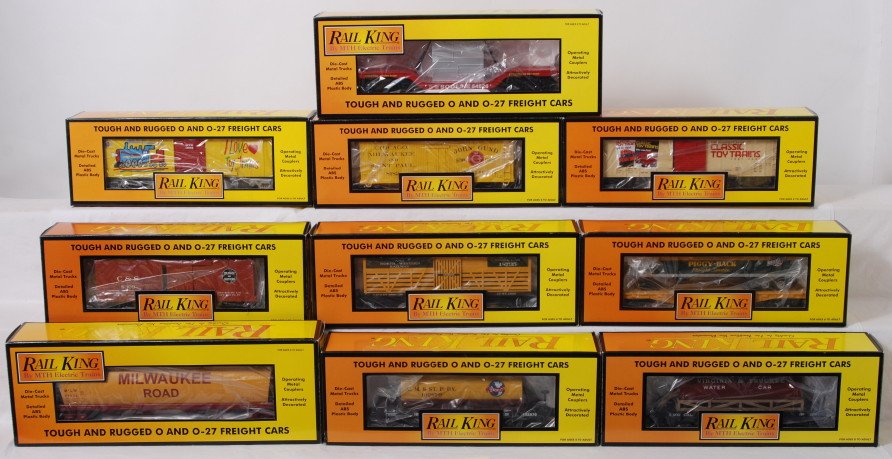 10 Railking cars Soo, Schlitz, CNW, etc.: MTH Railking modern O gauge freight cars in OB. Ten freight cars include 7499 I Love Toy Trains boxcar, 74164 C&S boxcar, 74050 CTT anniversary boxcar, 7864 Chicago, Milwaukee reefer, 76099 Soo Line f