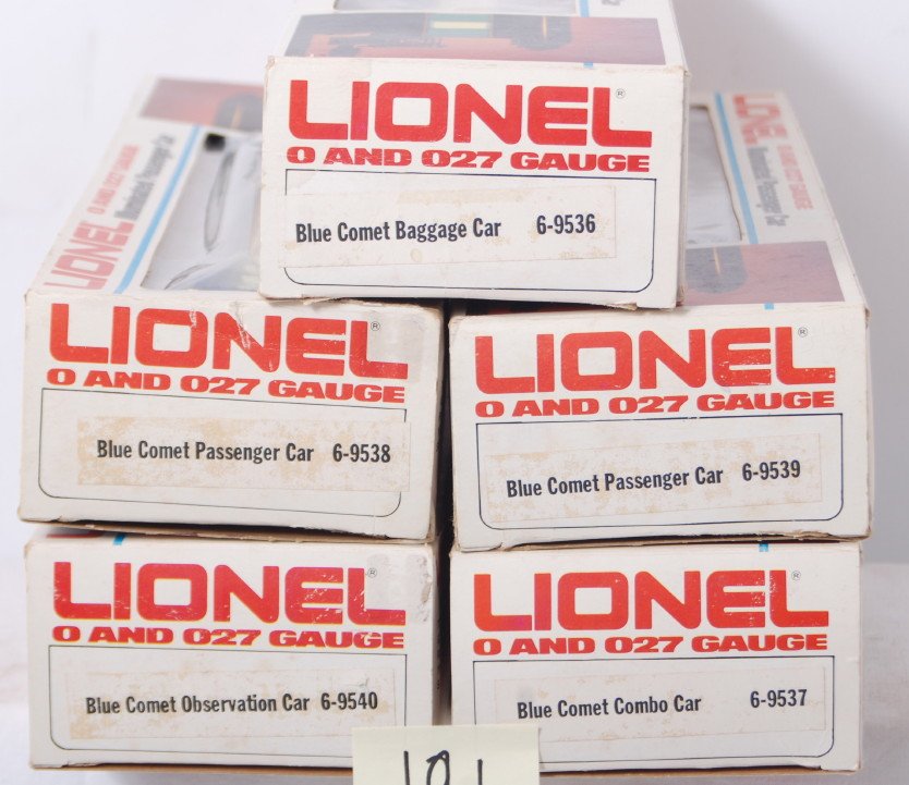 Lionel Blue Comet cars 9536, 9537, 9538, etc.: Lionel modern O gauge Blue Comet passenger cars. Cars include, 9536 Barnard baggage, 9537 Halley combo,9538 Faye passenger car, 9539 Westphal passenger car and 9540 Tempal observation car. Cars are C7
