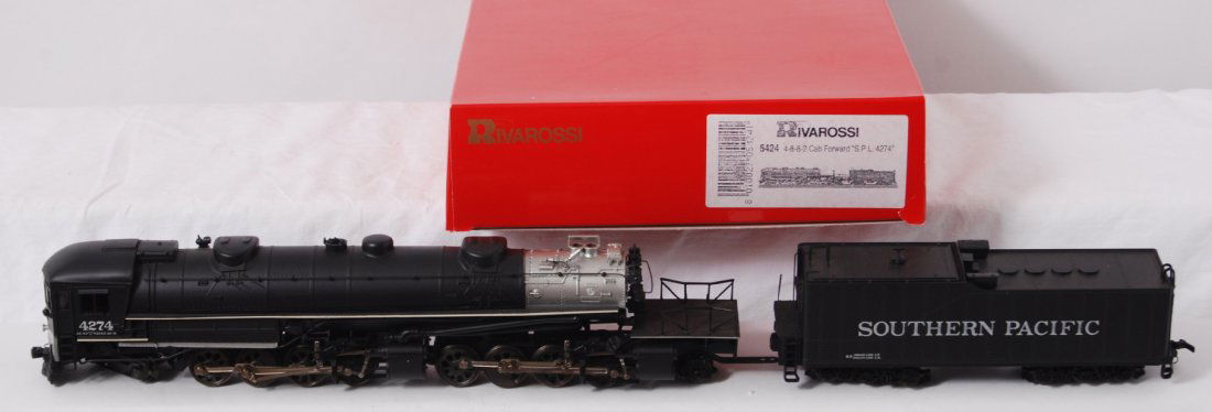Rivarossi Southern Pacific cab forward: Rivarossi modern HO 5424 Southern Pacific 4-8-8-2 cab forward steam locomotive in OB. Loco is C8, one loose detail part in the box. Box has light wear.