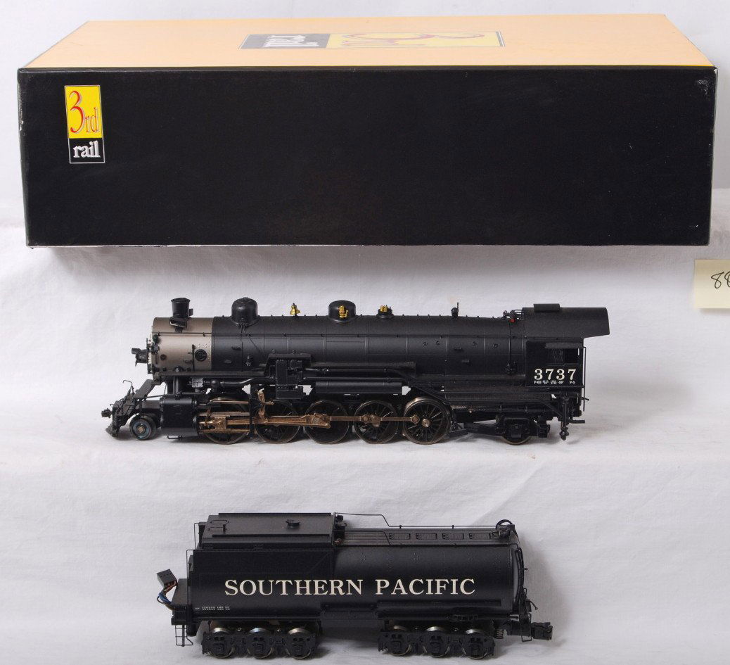 3rd Rail Southern Pacific 2-10-2 steam locomotive: 3rd Rail brass modern O gauge Southern Pacific 2-10-2 F series steam locomotive in OB. Loco features TMCC, Railsounds, Electrocoupler, smoke unit and much more. Loco is cab number 3737. Loco is C8 wit