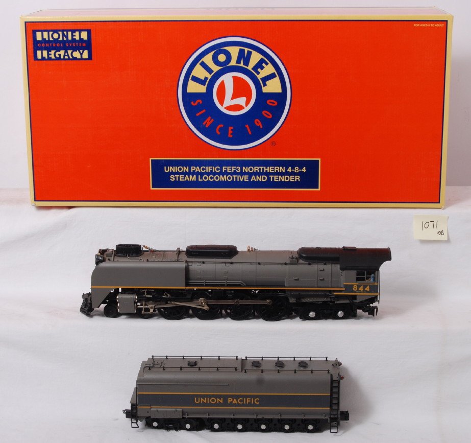 Lionel Union Pacific FEF Greyhound with Legacy: Lionel modern O gauge Union Pacific 11116 FEF Northern in OB. Loco features Legacy control, Legacy Railsounds, fan driven smoke unit, electrocoupler, and much more. Loco has some run time, and also a 