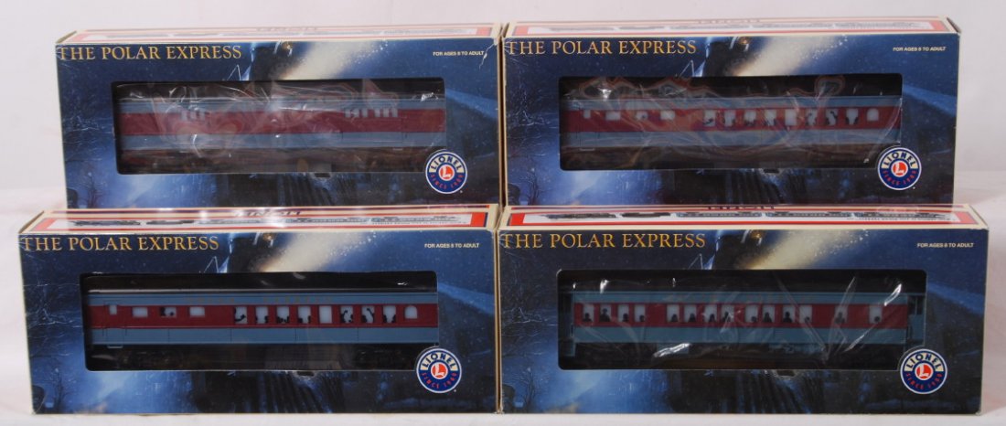 4 Polar Express add on cars 25134, 25135, 25186: Lionel modern O gauge Polar Express add on passenger cars in OBs. Includes two 25134 diners, 25135 baggage, and 25186 Hot Chocolate car. Cars are C8, some light wear and skinning on box ends.