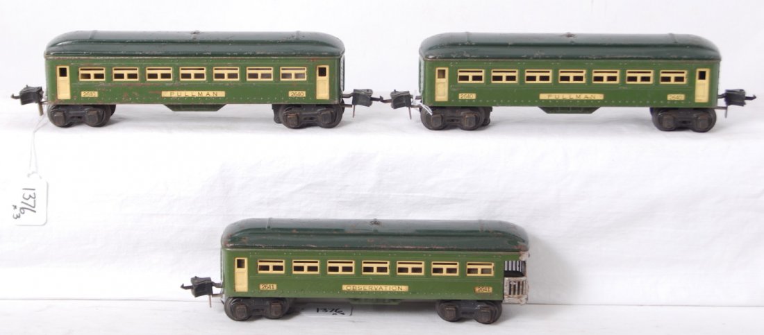 Lionel 2640, 2640, 2642 passenger cars: Prewar Lionel O gauge passenger cars, two 2640 Pullman coaches and a 2462, C5-6.