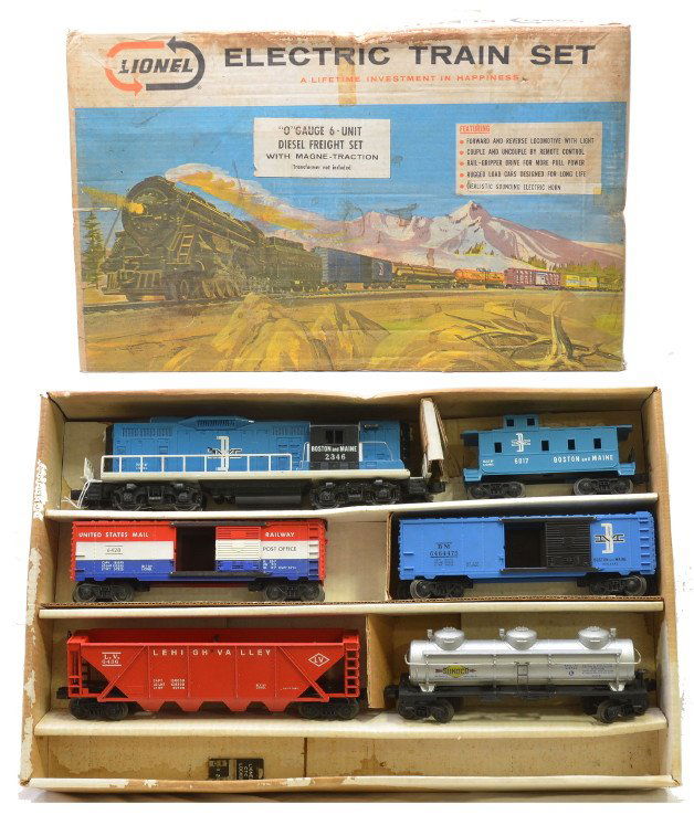 Lionel Boston & Maine Freight Set no. 12800 OB: Lionel postwar freight set no. 12800, circa 1965 in a worn OB containing; 2346 Boston and Maine GP9, 6428 U.S. Mail boxcar, 6436 red Lehigh Valley quad hopper, 6464-475 Boston and Maine type IIb boxca