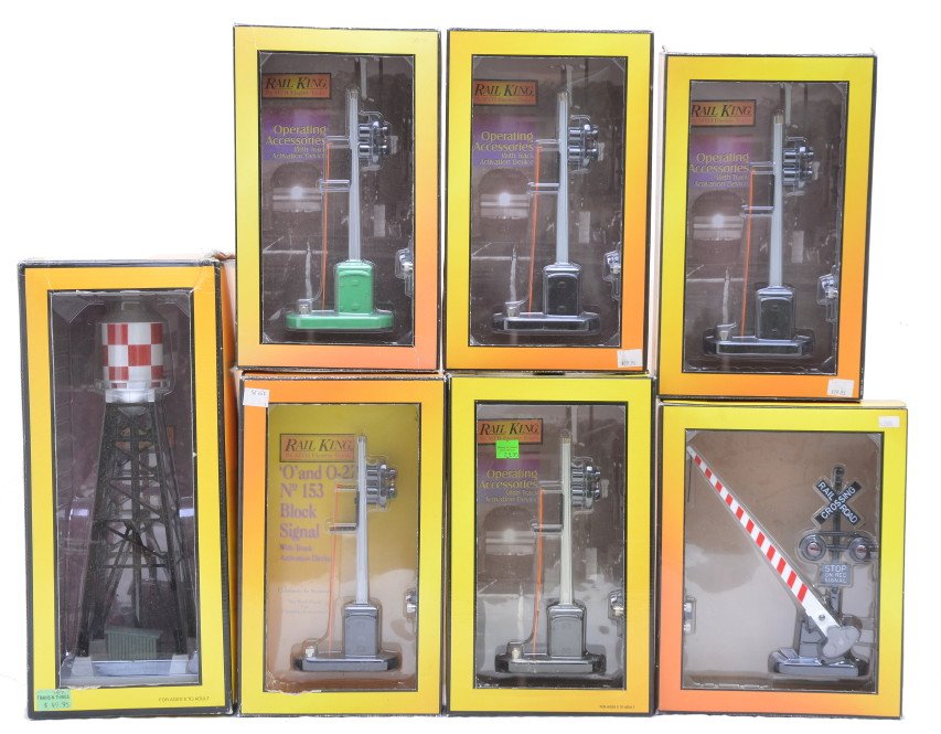 RK MTH four 30-1076 RK-1034 30-1073 LN OBs: Rail King by MTH accessories; four 30-1076 no. 153 block signals with black bases, RK-1034 no. 153 block signal with green base, 30-9029 no. 193 industrial water tower and a 30-1073 no, 262 highway cr
