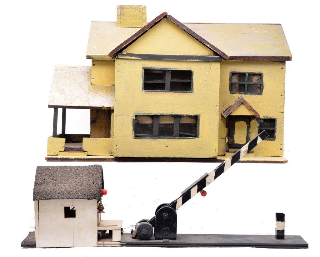 Custom Made Wooden Buildings Crossing Gate: Custom made wooden building and crossing gate for G scale layout. Please view photo to verify selection and condition. This lot will be sold as is with no returns.