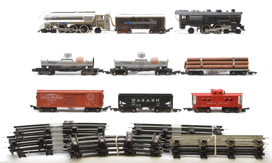 AF 356 21160 24325 625G 605 642 640 638: American Flyer S gauge 356 Silver Bullet 4-6-2 steam loco and tender, 21160 black 4-4-2 steam loco, 24325 silver Gulf tank, 625G silver Gulf tank, 605 flatcar with wood load, 642 Seaboard boxcar, 640 