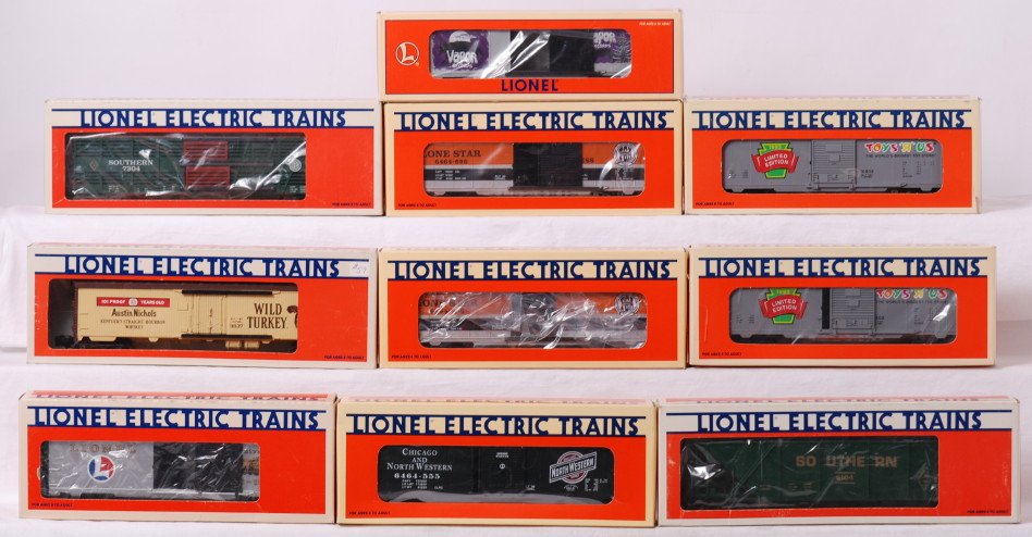 10 Lionel freight cars 52093, 16808. 9837, etc: Lionel modern O gauge freight cars in OB. Ten freight cars include two 52093 TCA Lone Star express boxcars, two 16808 Toys R Us 1993 boxcars, 7304 Southern stock car, 9837 Wild Turkey reefer, 9494 Lio