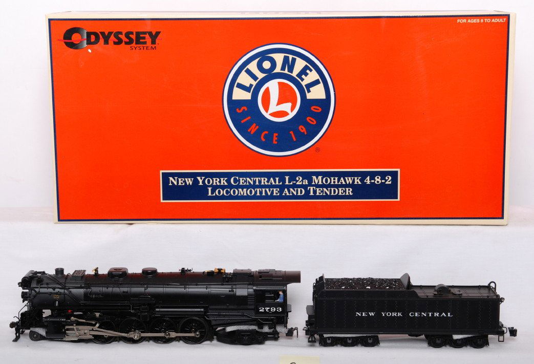 Lionel 38053 NYC L-2a Mohawk 4-8-2: Lionel modern O gauge 38053 New York Central L-2a Mohawk 4-8-2 loco and tender featuring TMCC, RailSounds, FatBoy speaker, Odyssey System, wireless tether and puffing synchronized fan-driven smoke uni