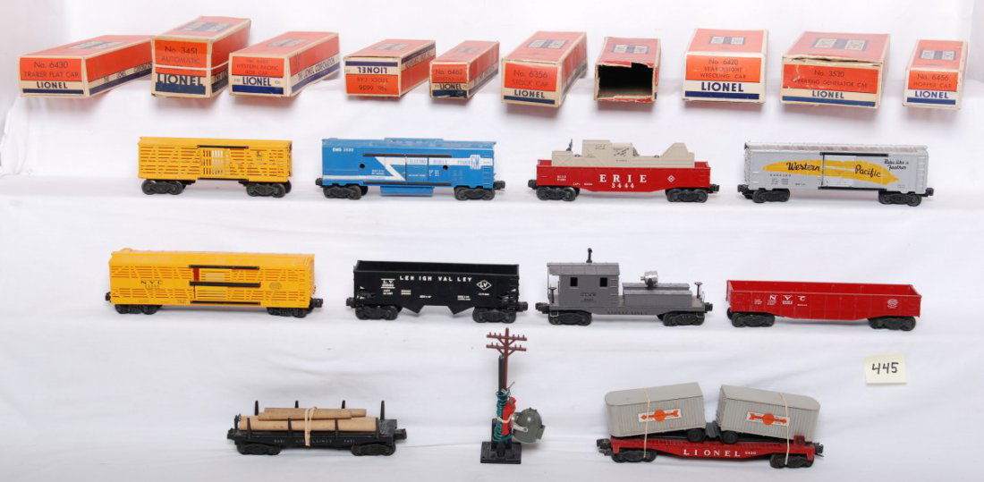 Lionel 3530, 6356, 6464-100, 6456, 6656, more: Postwar Lionel O gauge freight cars in original boxes. Some surface rust, some nicks, 6356 has modern era trucks, some boxes have missing flaps, tears, repairs, etc. Overall trains looks C6-7. 3530 EM
