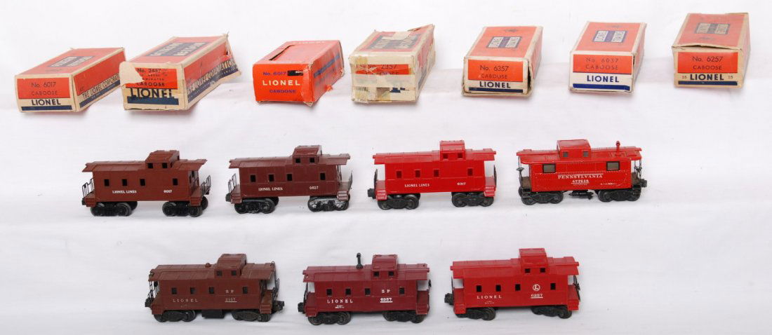 Lionel 2357, 6017, 6357, 6037, 2457, 6017, 6257-25: Postwar Lionel O gauge cabooses in original boxes, C5-7. 2357 SP missing smoke stack, 2457 Pennsylvania, two 6017, 6037, 6257-25, and 6357. Boxes have wear and missing flaps, tape, tears, etc.