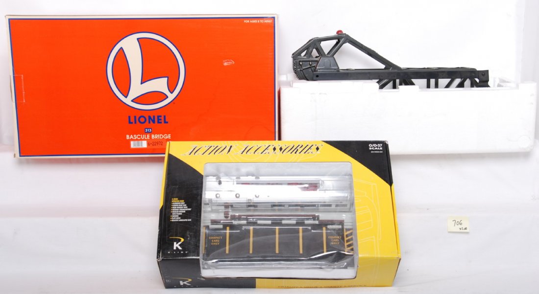 Lionel Bascule bridge and K Line Starlight diner: Lionel and K Line modern O gauge accessories in OBs. Includes K Line 42404 Starlight diner and Lionel 22972 bascule bridge with water damaged box. Items are generally C8.