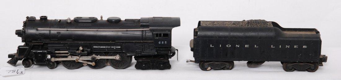Lionel 685 steam locomotive and 2046W tender: Postwar Lionel O gauge 685 steam locomotive and 2046W whistle tender. Loco is repainted C6.