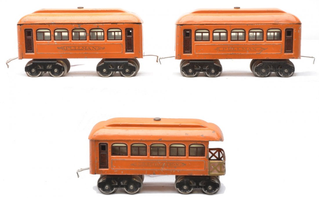 Lionel Orange Pass Cars 603 603 604: Lionel prewar O gauge orange passenger cars with wood grain inserts including; two 603 Pullmans and a 604 observation, C5.