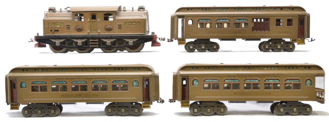 Lionel Mojave Pass Set 403 402 419 418 490: Lionel prewar standard gauge Mojave passenger set no. 403 containing; 402 electric 0-4-4-0 loco, 419 baggage/parlor combo car, 418 Pullman and a 490 observation. The cars have maroon inserts, wood gra