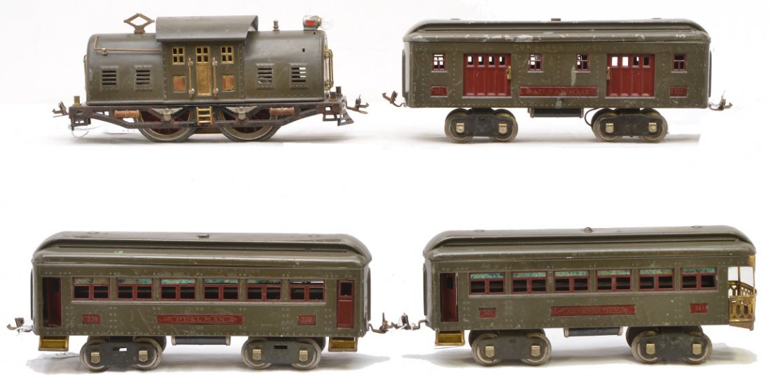 Lionel Gray Passenger Set 10E 332 339 341: Lionel prewar standard gauge gray passenger set 352E, circa 1926-27, including 10E electric 0-4-0 loco, 332 baggage, 339 Pullman and a 341 observation The cars have maroon inserts and nickel journals.