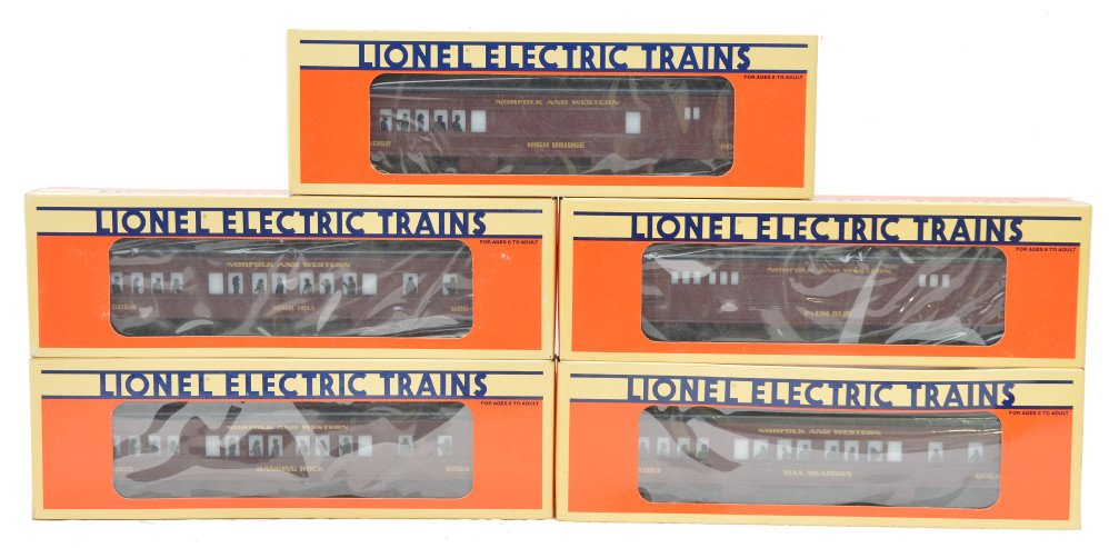 Lionel N&W 16061 16062 16063 16064 16065 MIB: Lionel Norfolk & Western passenger cars including; 16061 Plum Run baggage, 16062 High Bridge combo, 16063 Max Meadows Pullman, 16064 High Hills Pullman and a 16065 Hanging Rock observation all in OBs.