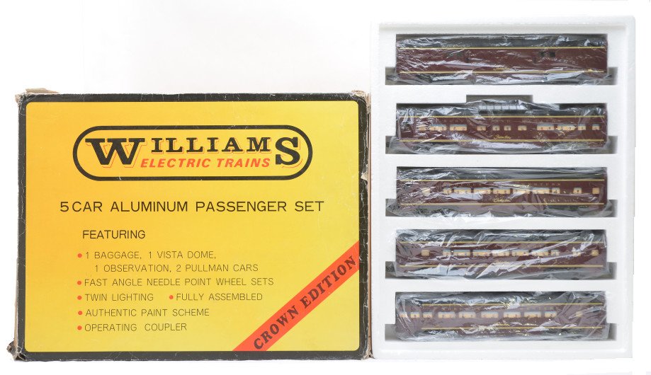 Williams Crown Edition 2800 N&W Pass Set MIB: Williams Crown Edition 2800 Norfolk & Western aluminum 5-car set including; baggage, vista dome, two Pullmans and an observation in OB that shows some wear, C9-10.
