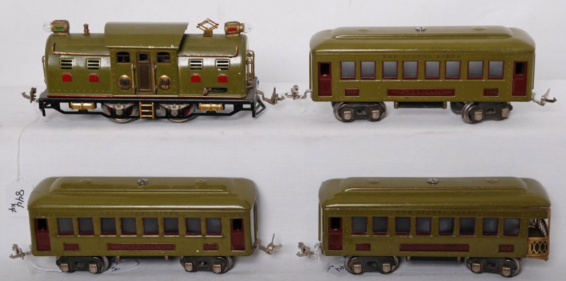 Lionel 254, 610, 610, 612 electric passenger train: Prewar Lionel O gauge 254 center cab electric locomotive, two 610 Pullmans and 612 observation, C6.