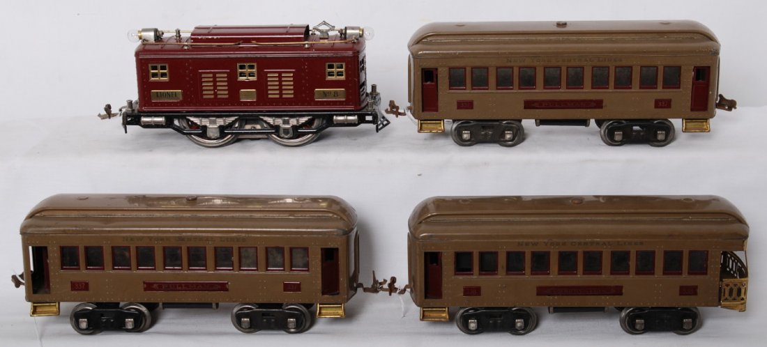 Lionel No. 8 box cab elec. w/337, 337, 338 passeng: Prewar Lionel standard gauge No. 8 box cab electric locomotive (rewheeled) with two 337 Pullmans and 338 observation, C6 with rust on couplers.