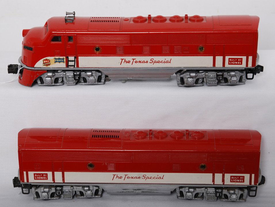 Lionel 2245 MKT The Texas Special F3 A-B units: Postwar Lionel O gauge 2245 MKT The Texas Special F3 diesel A-B units, C6 with one repro porthole lens.