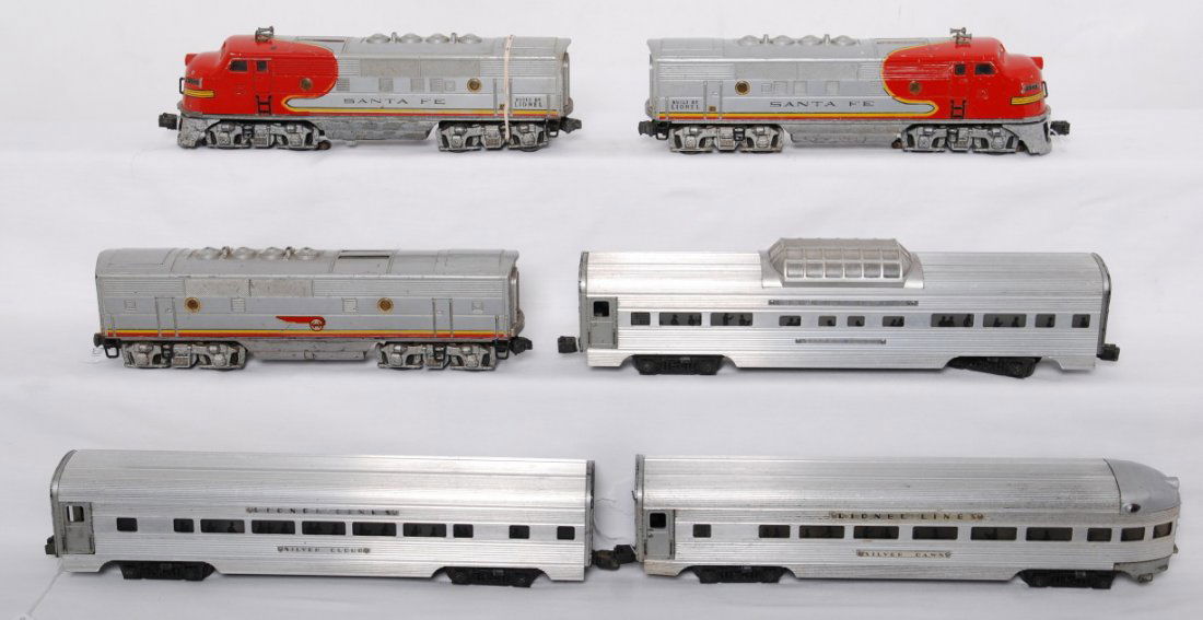 Lionel 2343, 2531, 2532, 2533 Santa Fe passenger: Postwar Lionel O gauge 2343 Santa Fe EMD F3a diesel locomotives with 2343C Santa Fe EMD F3b diesel locomotive, 2531 Silver Dawn observation, 2532 Silver Range vista-dome, and 2533 Silver Cloud Pullman