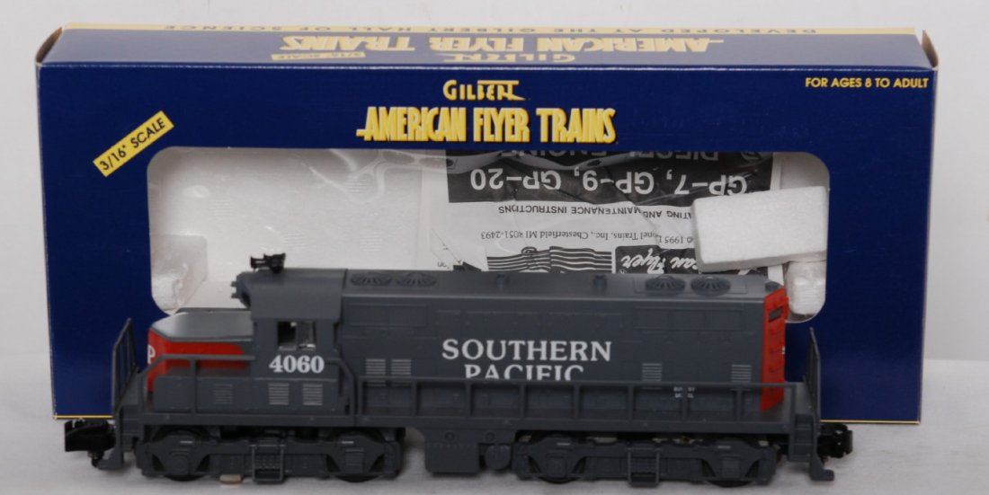 American Flyer Southern Pacific GP-20: American Flyer modern S gauge 48019 Southern Pacific GP-20 diesel locomotive in OB. Loco is high C8 with light run time. Loco features can motor, interior lighting, and more.