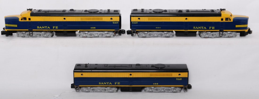 American Flyer 484 485 486 Santa Fe A-B-A: American Flyer postwar S gauge Santa Fe Alco A-B-A diesel locomotive set. Includes 484 powered unit, 485 B unit, and 486 dummy A unit. Locos are C7+ with a few very small paint chips.