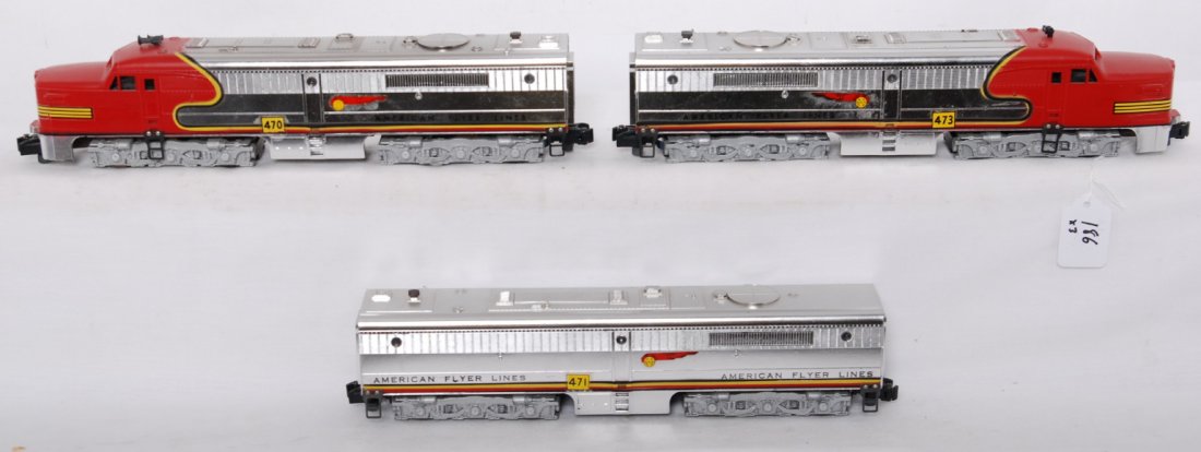 American Flyer 470 471 473 Alco A-B-A: American Flyer postwar S gauge Santa Fe Alco PA A-B-A diesel locomotive set. Includes 470 powered A, 471 dummy B, and 473 dummy A missing decal on one side. Powered A and dummy B are C7 condition, Dum