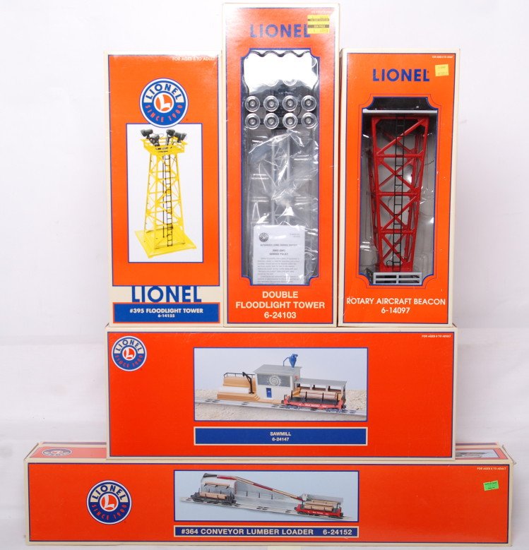 Lionel accessories 24147, 24103, 24152, etc: Lionel modern O gauge accessories in OBs. Includes 14097 rotary beacon, 14155 floodlight tower, 24103 double floodlight, 24147 sawmill, and 24152 lumber loader. Items are C8. OBs have some light wear.