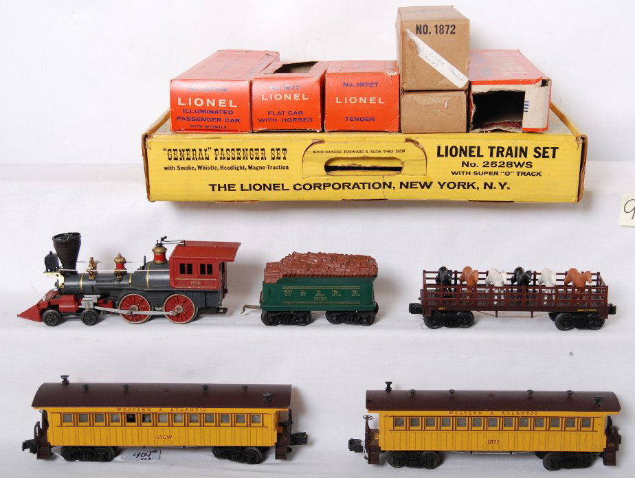 Lionel 2528WS General Passenger Set in OB: Postwar Lionel O gauge 2528WS General Passenger Set with smoke whistle, headlight, Magne-Traction in original box. 1872 steam locomotive, 1872T W&ARR tender, 1875 illuminated passenger car,1875W illum