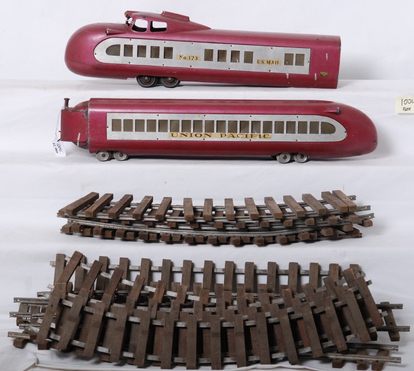 Tough General Trains Inc. Union Pacific streamlin: General Trains Incorporated very tough to find Union Pacific streamlined passenger set with original two rail track. This set was produced around 1933-1934. Includes 123 powered loco and observation c